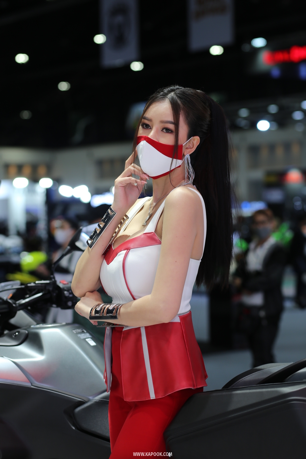 พริตตี้