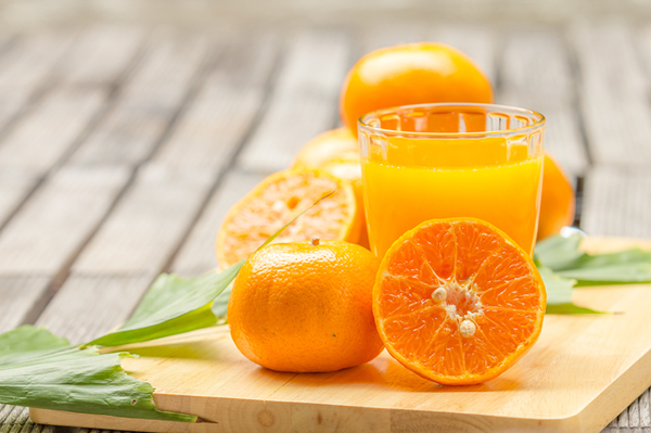 น้ำส้มคั้น สูตรทำขาย พร้อมวิธีทําน้ำส้มคั้นไม่ให้ขม
