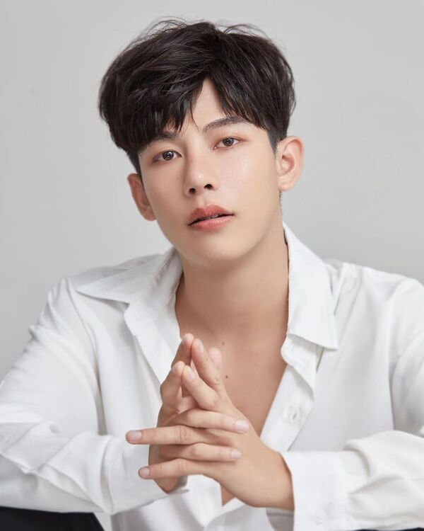 ครูเต้ย อภิวัฒน์ ปรับลุคใหม่ หล่อละมุนจนใจละลาย โอปป้าเกาหลีก็มา