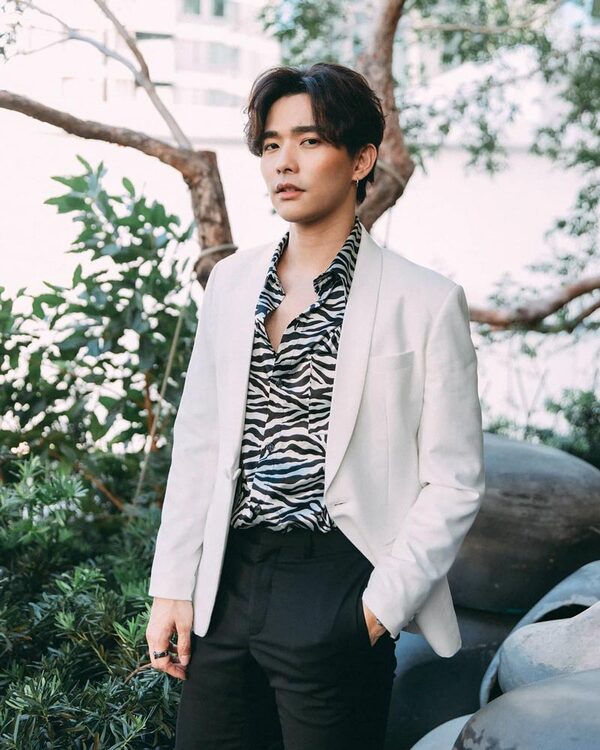 อัลบั้มภาพ ประวัติ ลี ฐานัฐพ์ พระเอกหนุ่มหน้าหล่อ งานแสดงปังแถมเป็นนักร้องเสียงเพราะ