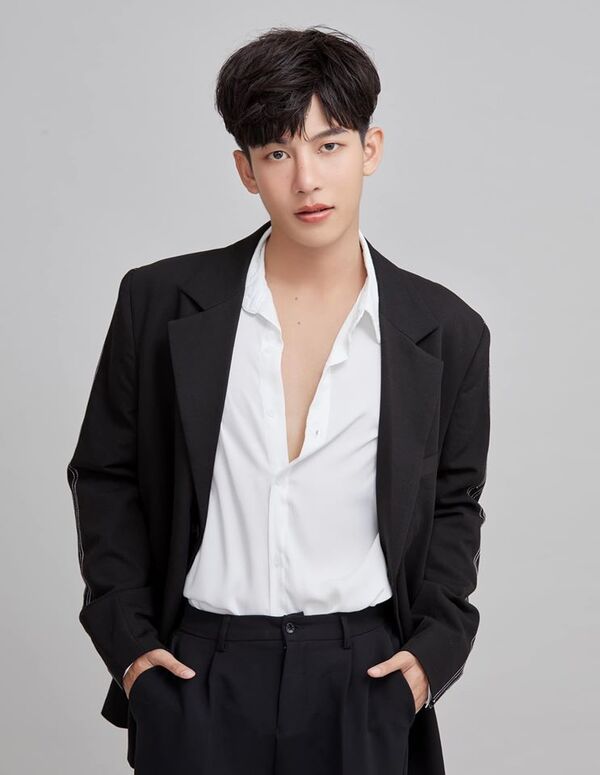ครูเต้ย อภิวัฒน์ ปรับลุคใหม่ หล่อละมุนจนใจละลาย โอปป้าเกาหลีก็มา