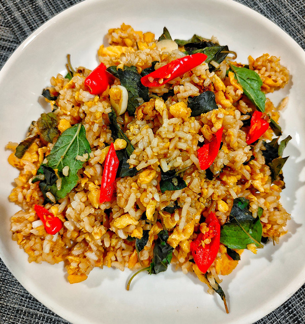 ข้าวผัดกะเพรา