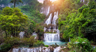 ที่เที่ยวหน้าฝน