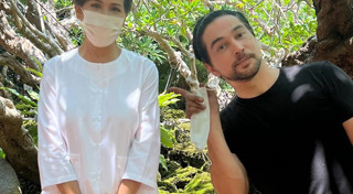 จอนนี่ แอนโฟเน