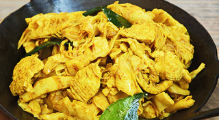 ผัดพริกแกง