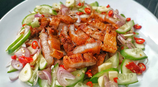 หมูทอดน้ำปลา