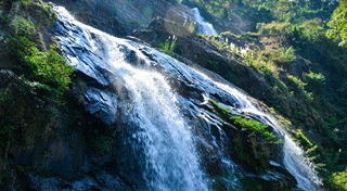 เที่ยวน้ำตก