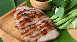 หมูย่าง