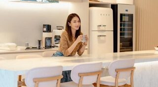 เนย โชติกา