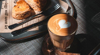 ร้านกาแฟกรุงเทพฯ