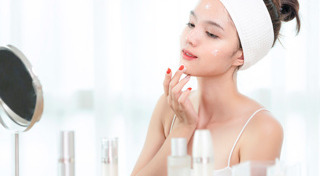 ครีมบำรุงผิวหน้า กลางคืน