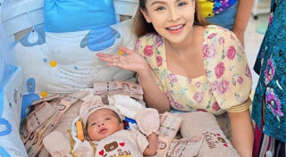 ลูกนักร้องไทย