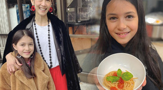 อุ้ม สิริยากร