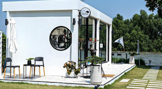 ร้านกาแฟริมน้ำ