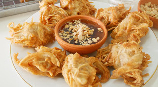 เผือกทอด