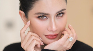 แหวนหมั้น