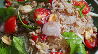 ยำวุ้นเส้น