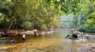 ท่องเที่ยว