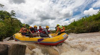 ล่องแก่ง