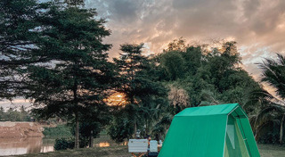 ที่พักกางเต็นท์