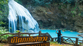 เที่ยวน้ำตก