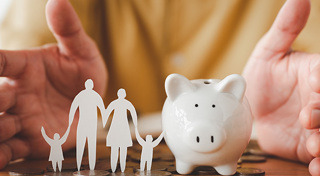 ลดหย่อนภาษี