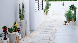 จัดสวนข้างบ้าน