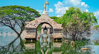 ที่เที่ยวลำพูน