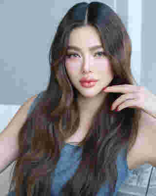 เปิดกรุแบรนด์เนม ดิว อริสรา สวยหรูทุกคอลเล็กชั่น สมดีกรีนางร้ายสายแฟ