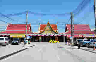 วัดไร่ขิง ที่จอดรถ