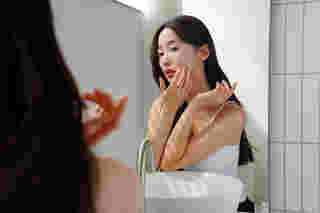 8 วิธีกู้ผิวคล้ำเสียจากแดด ให้กลับมาขาวกระจ่างใสอีกครั้ง