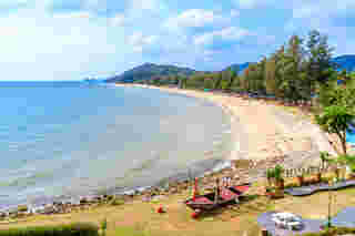 ที่เที่ยวทะเลชุมพร ไม่ข้ามเกาะ หาดทรายรี