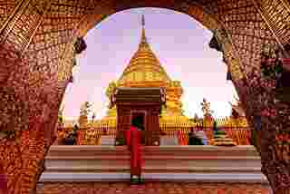 สถานที่ไหว้พระ วันวิสาขบูชา 2568 วัดพระธาตุดอยสุเทพ