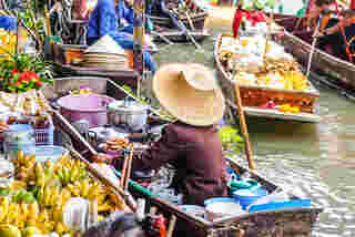 ที่เที่ยวเดือนสิงหาคม 2568 ตลาดน้ำดำเนินสะดวก จังหวัดราชบุรี