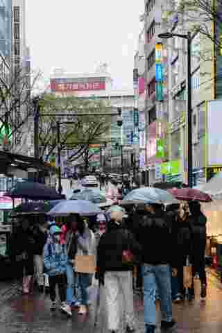 Myeongdong Street แหล่งช้อปในโซล