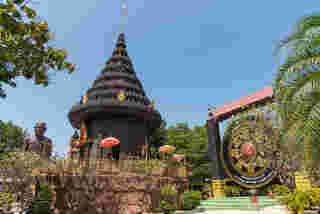 วัดศรีสะเกษ