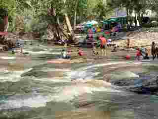 น้ำตกวังเณร โคราช
