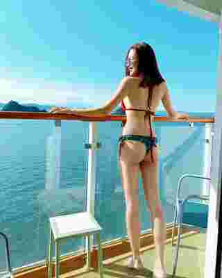หลิวอี้ซิน ราชินีอกสวย อวดหุ่นแซ่บ ในวัย 40 กะรัต