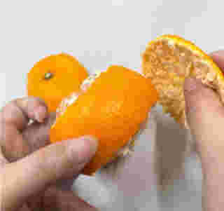 ปอกเปลือกส้ม