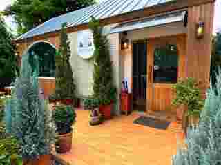 คาเฟ่แถวซาฟารีเวิลด์ COZY SPACE