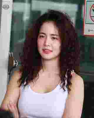 โบว์ เมลดา ลุคใหม่ ผมหยิกลอนสวยน่ารักสดใส ก่อนบินไปเรียนต่อที่อังกฤษ