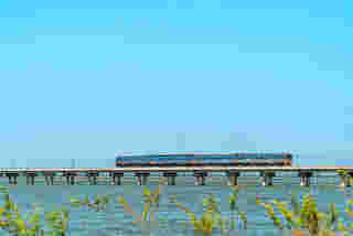 รถไฟลอยน้ำ กรุงเทพ-เขื่อนป่าสักชลสิทธิ์