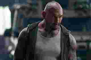 เดฟ บอทิสต้า ในบทบาทนักล่าสมบัติ Jake จากหนัง Afterburn