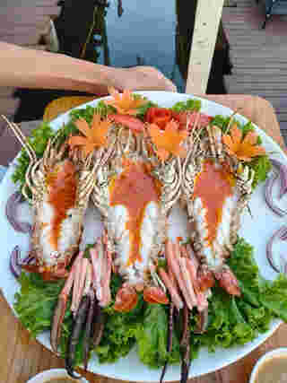 ซีฟู้ดร้าน Beachy Cafe