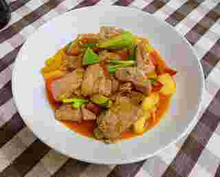 ผัดเปรี้ยวหวานซี่โครงหมู 