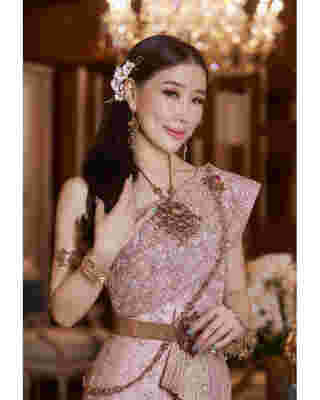  เอิร์น จิรวรรณ 