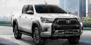 Toyota Hilux Revo Double Cab Prerunner 2x4 Mid AT