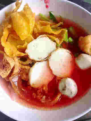 ร้านเย็นตาโฟเจ้าเด็ด จิระเย็นตาโฟ