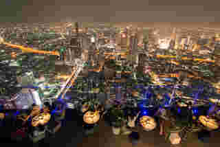 ร้านอาหารวาเลนไทน์ 2568 Mahanakhon Bangkok Skybar