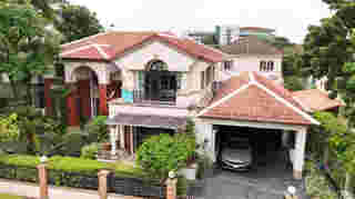บ้าน เสก โลโซ